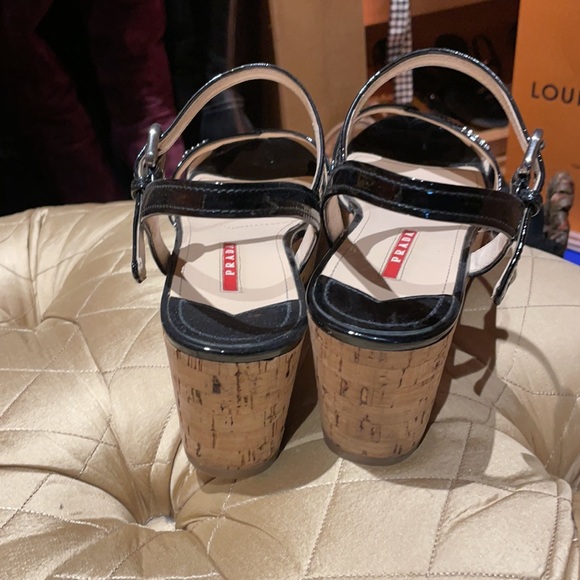 Prada Patent leather cork sandal 37.5 authentic. - Picture 4 of 8